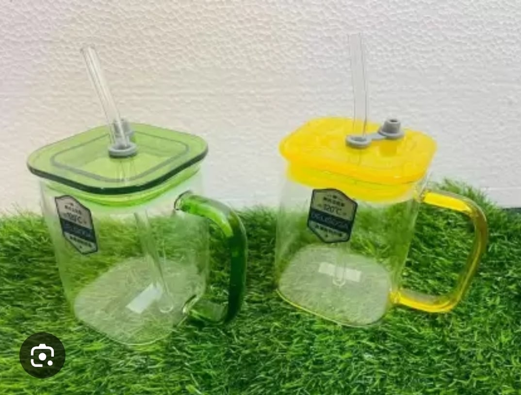 Picture of 1 PC 490ML Delisoga Glassware mug, specifically a heat-resistant borosilicate square glass cup with a straw Multicolor