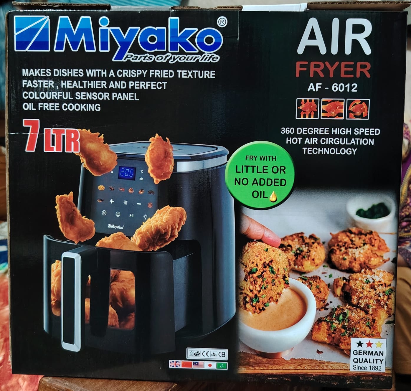Picture of Miyako AF-6012 Auto cut off /resume when reach/ below preset temperature Air Fryer 7 liter Black