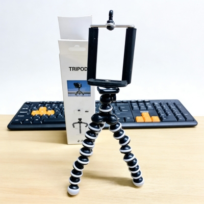 Picture of Gorilla Z-01 Octopus Tripod Stand with Phone Holder Clip Phone Camera Z01 -Black
