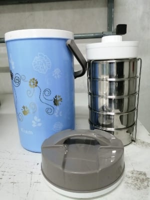 Picture of Kiam Monalisa Steel Hot Tiffin Carrier or Lunch Pot (Multicolor5)