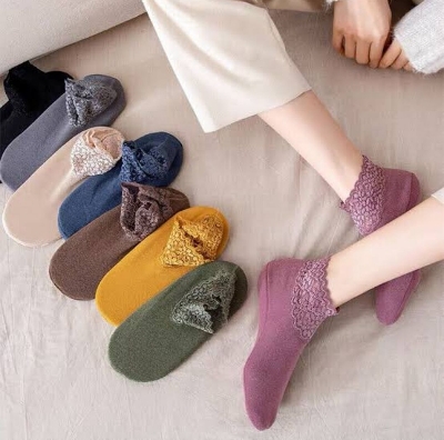 Picture of 1 Pairs Thick Casual Socks Low Tube Lace Hollow Anti-slip Sock Floor Socks For Women