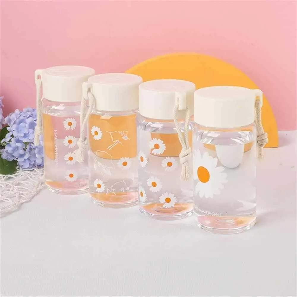 Picture of 500ml Plastic Water Bottles Daisy Transparent Bottle Outdoor Sports Water Cup Water Mug Student Portable Mug