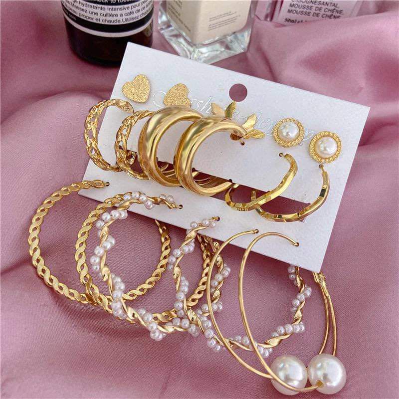 Picture of 18pcs earing set for women Hoop Earrings Set Fashion  Drop Dangle Earring Hypoallergenic Earrings Girls Trendy Jewelry - Gold - Adjustable