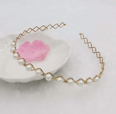 Picture of Exclusive Big Pearl Design Headband For Girls Pearl Headband - Gold - free size