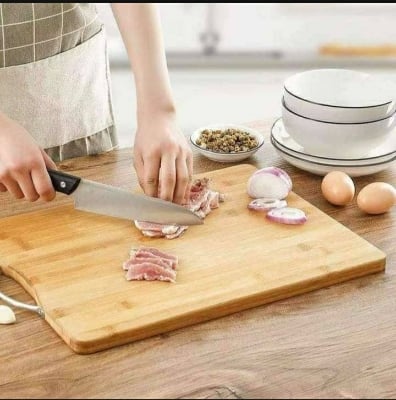Picture of Wooden cutting and choping board with handle