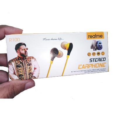 Picture of Realme R-100 4G Super Bass Stereo Earphone with built in Mic headphone - Earphone
