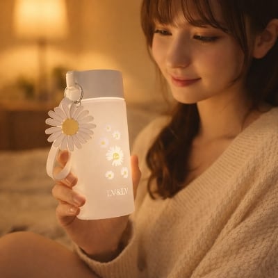 Picture of 450ml Plastic Water Bottles Daisy Bottle Outdoor Sports Water Cup Water Mug Student Portable Mug