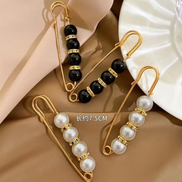 Picture of New Pearl Geometric Brooch for Women Alloy Clothing Pin Anti-Exposure Fashion Accessory Waist Cincher