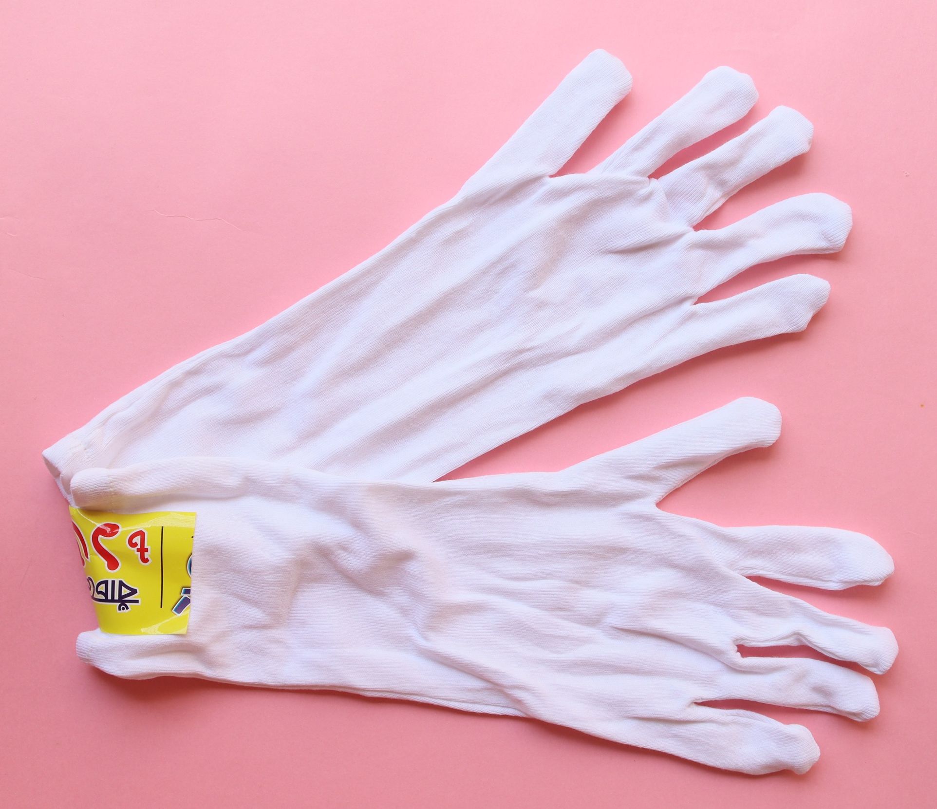 Picture of High quality comfortable White cotton Soft hand gloves- general purpose hand glove