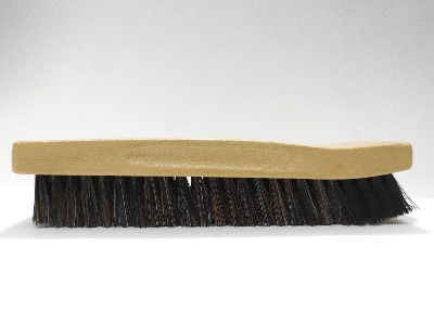 Picture of High Quality China Wooden Shoes Cleaning Brushes Wooden Bristle Clothes Brush Scrubber Brush Shoes Boot Polish Buffing Brush for Home Shop