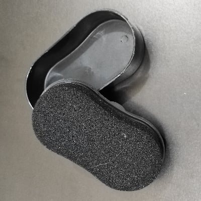 Picture of Kiwi Shine Sponge - Shine sponge for leather  shoes boots bag jacket belt