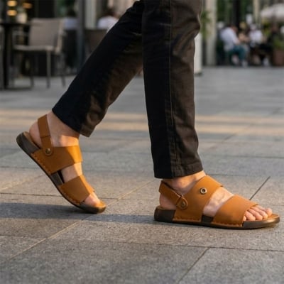 Picture of Men’s Bob Flex Comfort Sandal - Light Brown