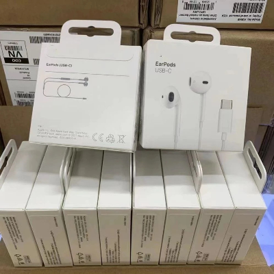 Picture of For iPhone 16 Pro Max USB C Earpods Headphones Type-C Handsfree Earphone Wired with Microphone Noise Reducing in-Ear Headset Control for iPhone 15 15 Plus 15 Pro 15 Pro Max iPhone 16 16 Pro White