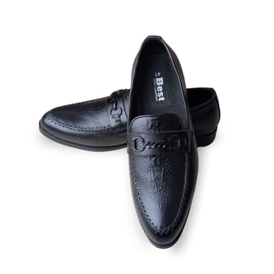 Picture of Men’s Luxury Chain-Bit Loafer with Crocodile Finish - Black