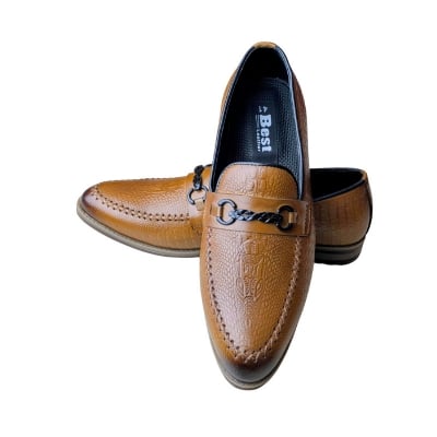 Picture of Men’s Luxury Chain-Bit Loafer with Crocodile Finish - Brown