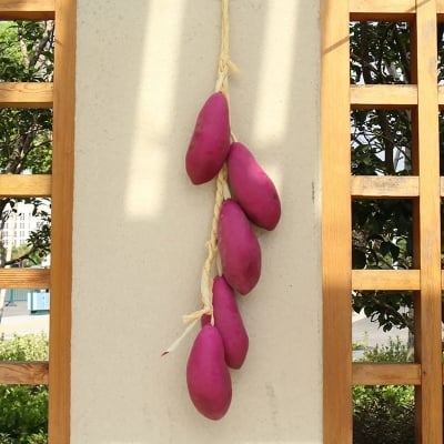 Picture of Realistic Artificial Sweet Potato String / Hanging Vegetable Home Decor-Dark Pink