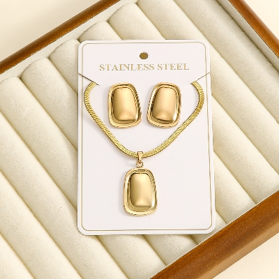 Picture of Premium Stainless Steel 18K Gold-Plated Jewelry Set - Elegant Non-Tarnish Necklace & Earrings Combo for Women (Block)
