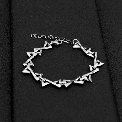 Picture of Men's Trendy Geometric Triangle Link Bracelet - Stainless Steel Silver Chain for Boys & Men (Silver)