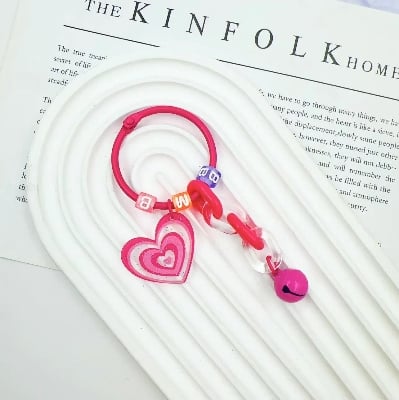 Picture of Personalized Colorful Heart Keychain with Letter Beads – Y2K Aesthetic Bag Charm & Keyring for Girls (Hotpink)