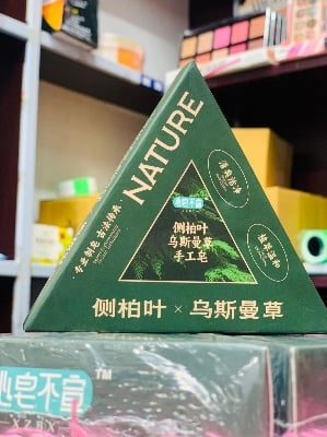 Picture of Seven Green NATURE STRENGTH RECOVERY SHAMPOO BAR 80 gm