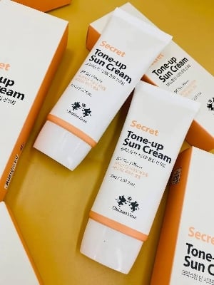 Picture of Tone Up Sun Cream SPF 50+ 70ml, Brightening and Protecting Sunscreen - White