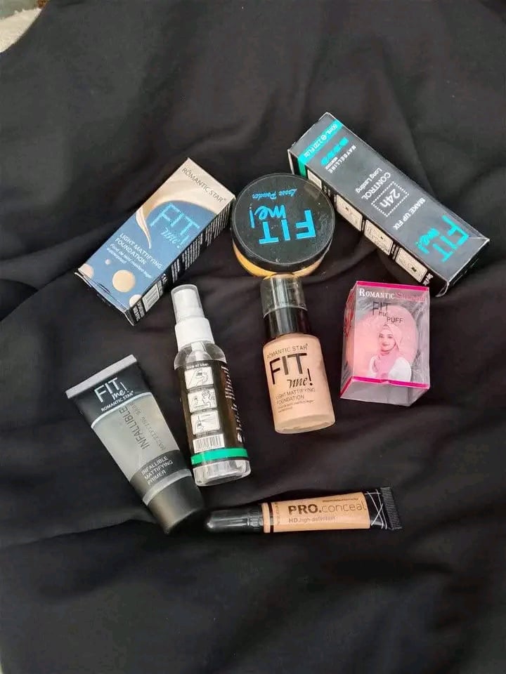 Picture of Student Makeup Combo 6 pcs set