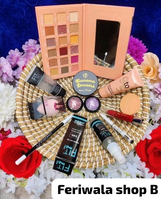 Picture of Student Makeup Combo 11 pcs set