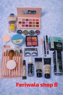 Picture of Student Makeup Combo 26 pcs set
