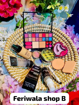Picture of Student Makeup Combo 9 pcs set