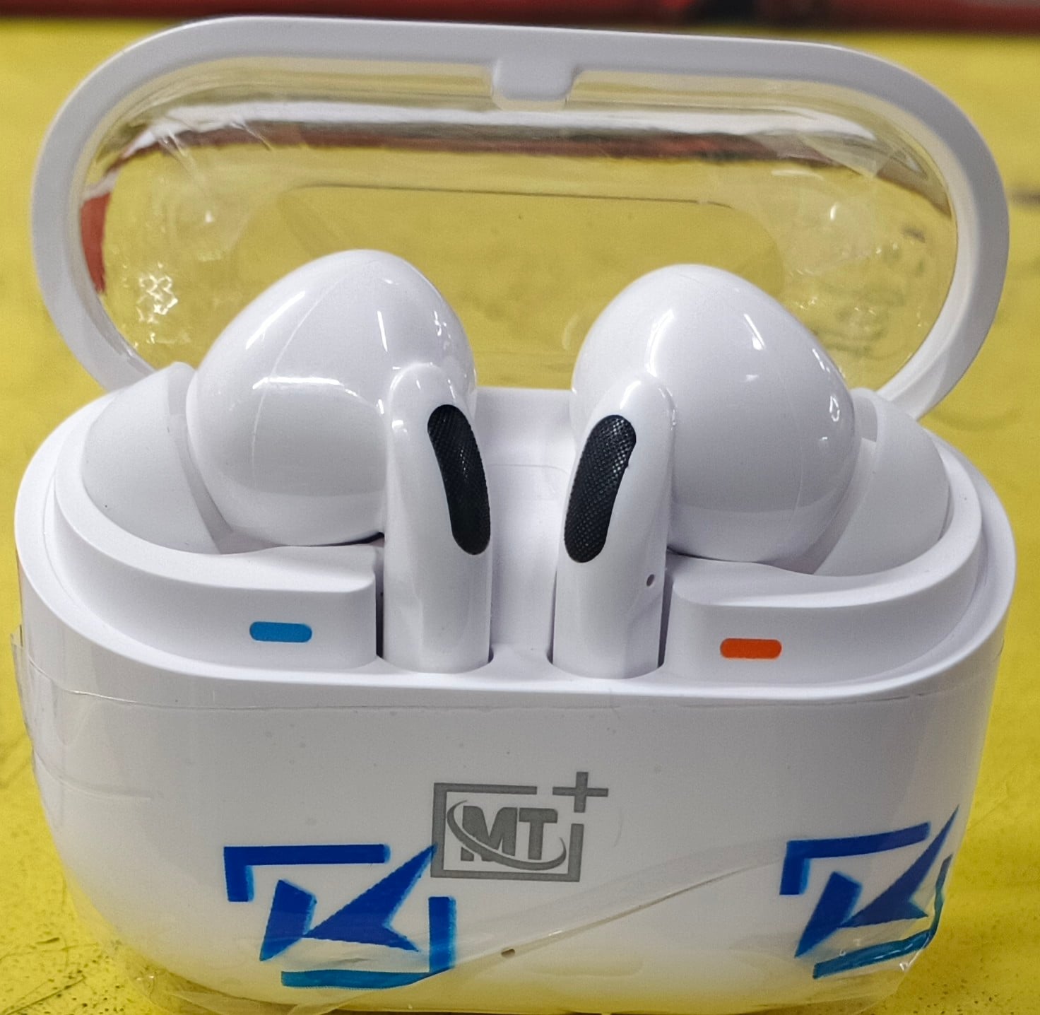 Picture of MT TWS Buds Pro3 wireless earbuds