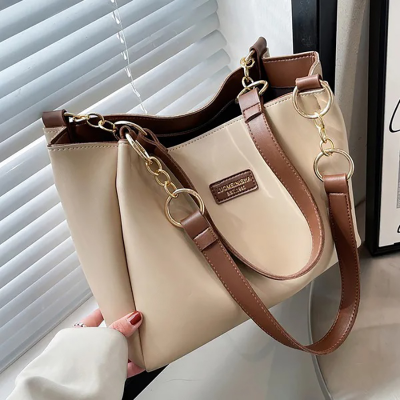 Picture of Signature Classic shoulder women's tote bags