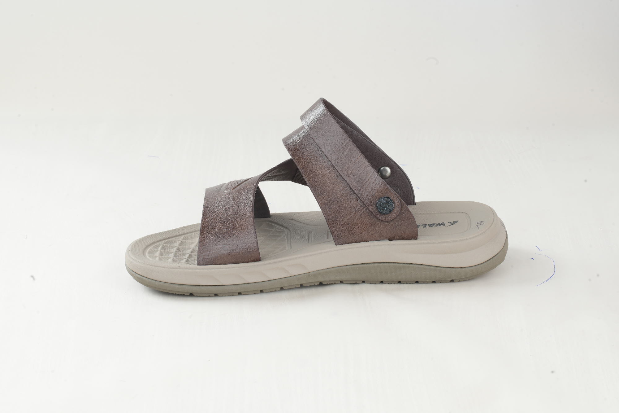 Picture of Mens Sandal CKD Brown 86050002639