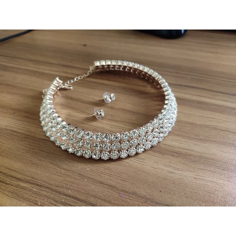 Picture of White Stone Jewelry Set For WomenGold