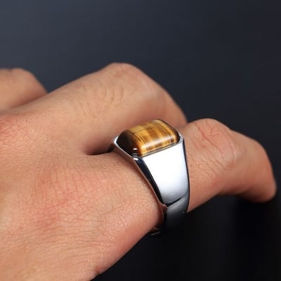 Picture of Man Real Stainless Steel Band Ring Solid Tiger's Eye Square Stone Ring Silver 