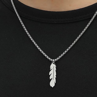 Picture of Men's Necklace Stainless Steel with Lucky Leaf  Pendant and SilverChain  Stainless Steel Silver 