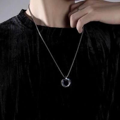 Picture of Understated -Interlocked Circle Necklaces for Men Women, Chain Round Circle Pendant, Stainless Steel Casual Simple Neck Collar- Progressively Better Silver 