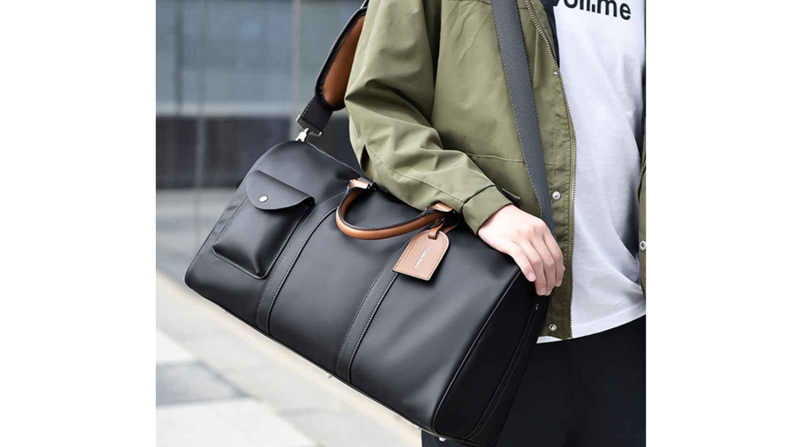 Picture of CateiKarrui Durable Large Capacity Leather Duffle Bag