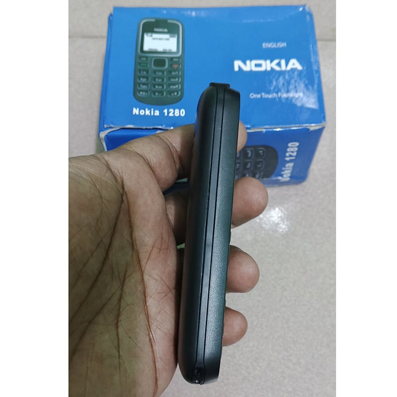 Picture of Nokia 1280 single SIM phone - Black