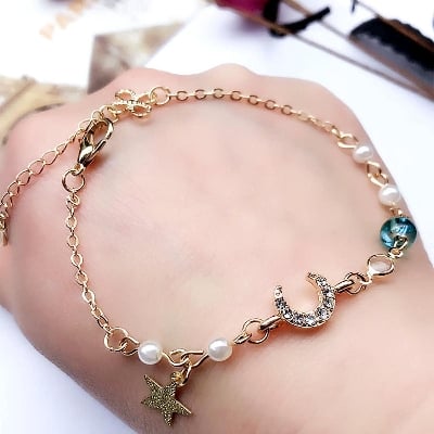 Picture of Girl Heart Bracelet Half Moon Bracelet Bangle Korean Bracelet For Women