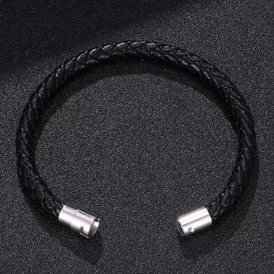 Picture of Stainless Steel Magnetic Clasp Handmade Men Bracelets Bangles Braided Leather Bracelet - Black