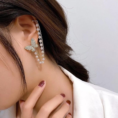 Picture of Korean Elegant Cute Trendy Fashionable Rhinestone Butterfly Ear Cuff Earrings - Pearl Stud Earrings for Women New Collection - - Gold