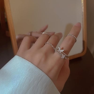 Picture of Athleisure - Avant Grade - Superb Quality - Crystal Alloy Finger Rings for Women - Trend and Needful - Understated Sophistication - Silver