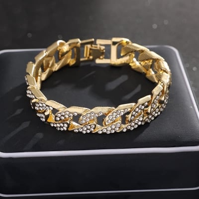 Picture of High Quality Fashion Charm Bracelet For  Men - Gold