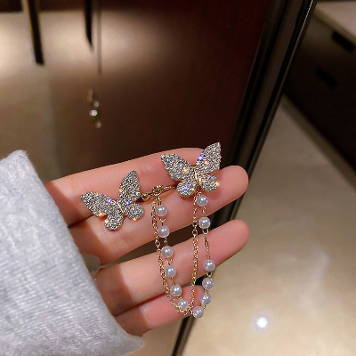 Picture of Premium Quality - Earrings for Girls Simple Fashion/ Earrings for Women/Butterfly Long Tassel Earrings /Ear Clip - Couture - High-end - White