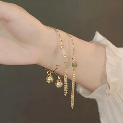 Picture of Ensemble Yourself - Custom Experience - Everyday Wear Bracelet Chain For Women/ Girls - Couture - High-end - Understated Sophistication - Gold