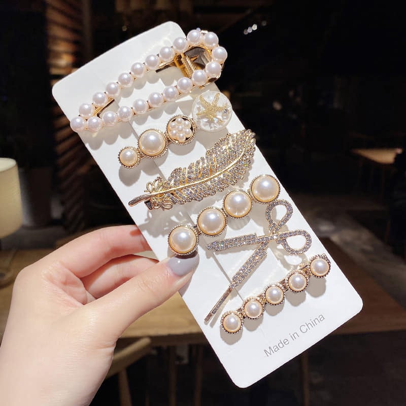 Picture of Korean Fashion Shiny HairClip Retro Hairpin Set Girls Crystal White Pearl For Women/Girls Preferble - Low Hassle and Maintanance - White