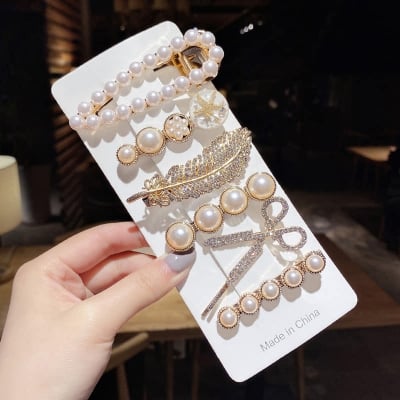 Picture of Korean Fashion Shiny HairClip Retro Hairpin Set Girls Crystal White Pearl For Women/Girls Preferble - Low Hassle and Maintanance - White
