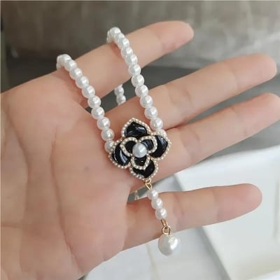 Picture of Pearl Choker Rose Flower Small Pendant Necklace  For Women