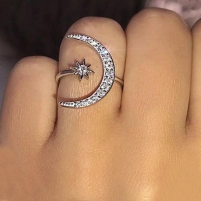 Picture of Adjustable Moon Finger Ring for Ring For Ladies/Women/Girls