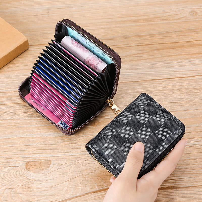 Picture of Compact Leather Card Holder with Zipper - Versatile Wallet for Both Men and Women For Boyfriend Gift - Blue